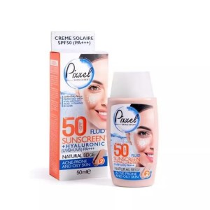 ضدآفتاب پیکسل 50میل رنگی رنگ بژطبیعی مناسب پوست چرب ومختلط pixxel