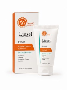 ضدآفتاب بی رنگ SPF50 لایسل مدل سان سل 40میل مناسب پوست چرب و مستعد آکنه Liesel ضدآفتاب بی رنگ SPF50 لایسل مدل سان سل 40میل مناسب پوست چرب و مستعد آکنه Liesel
